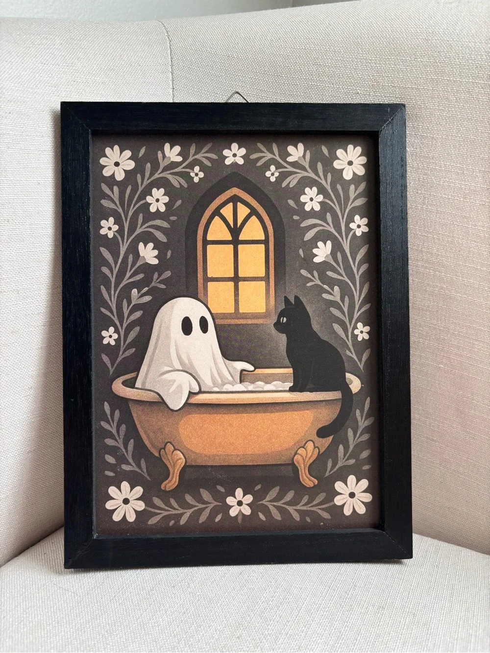 Bullseye’s Playground Ghost & Black Cat Halloween Bathroom Wall Decor